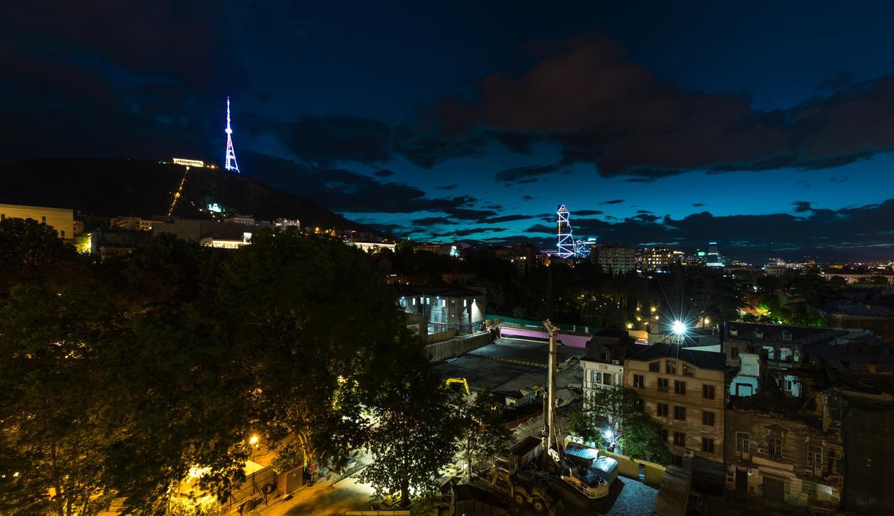 Pirimze Plaza Hotel Tbiliszi Kültér fotó
