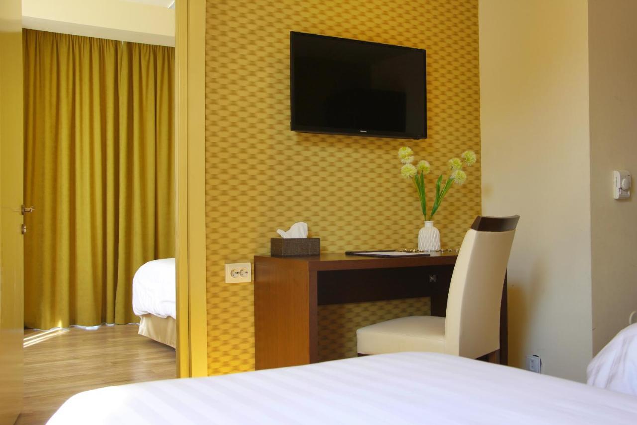 Pirimze Plaza Hotel Tbiliszi Kültér fotó