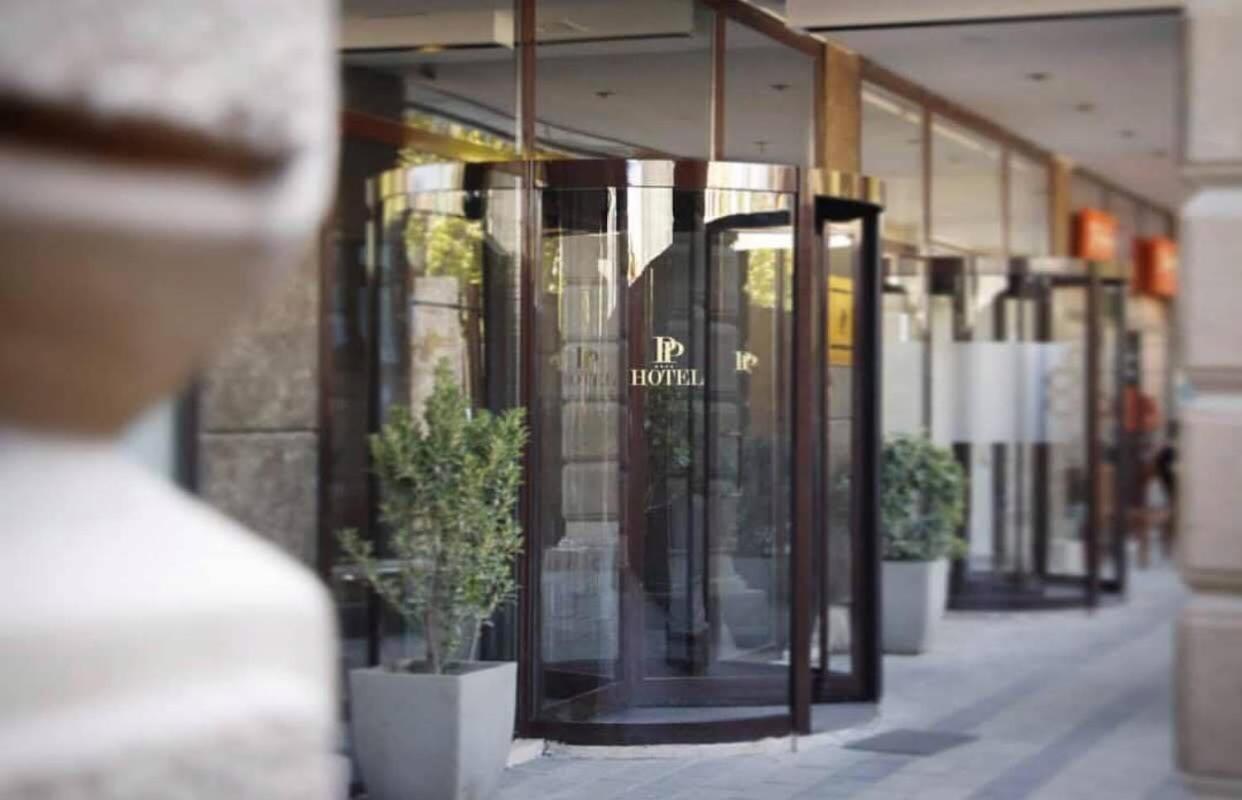 Pirimze Plaza Hotel Tbiliszi Kültér fotó