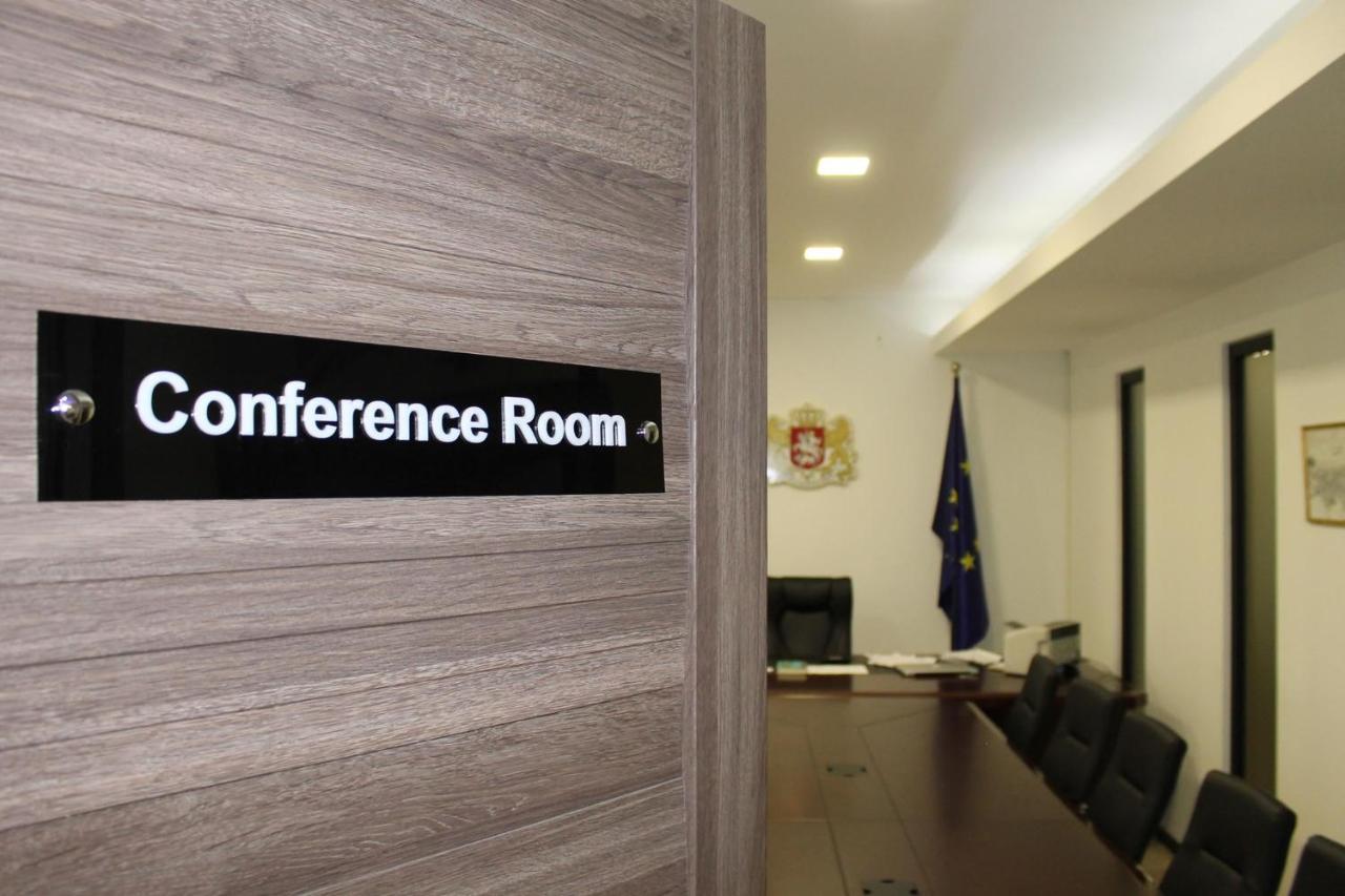 Pirimze Plaza Hotel Tbiliszi Kültér fotó